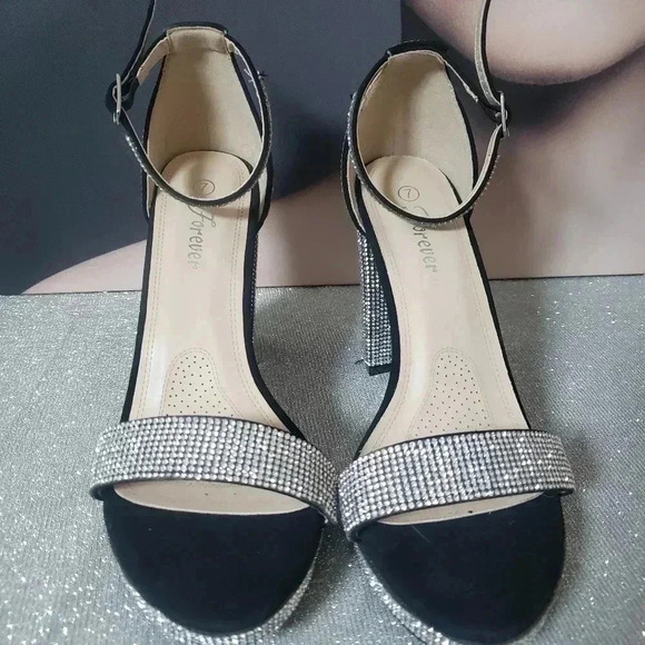 Forever Rhinestone Accent Open Toe Chunky High Heel Low Platform Sandal - Picture 6 of 7